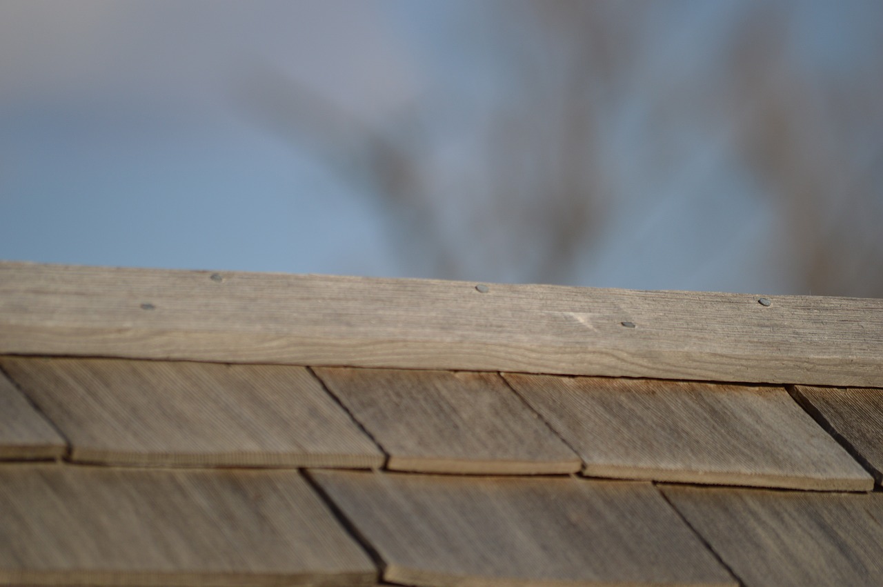 Satteldach aus Holz